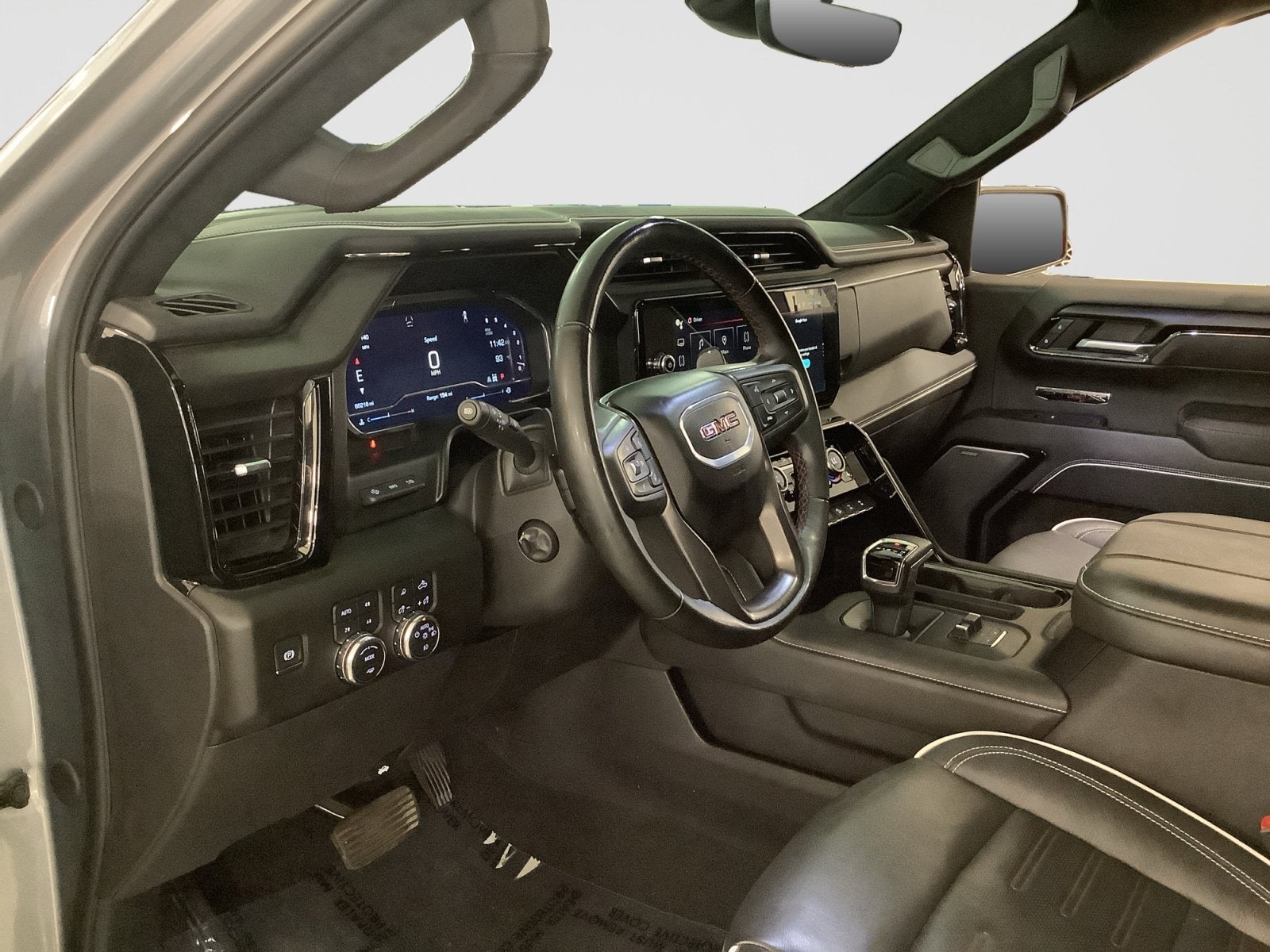 2025 GMC Sierra 1500 AT4X
