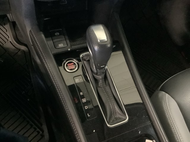 2021 Nissan Kicks SR