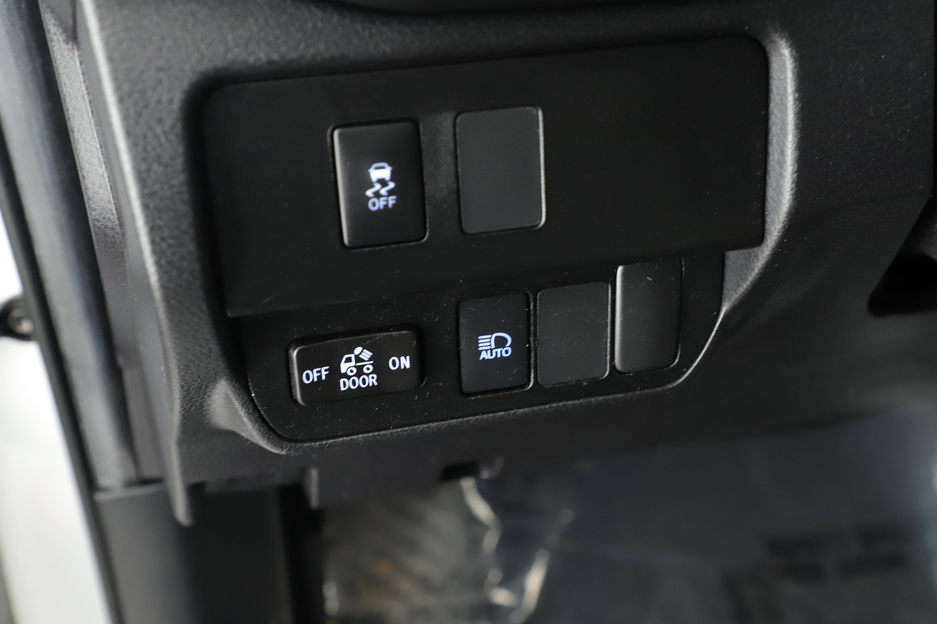 2022 Toyota Tacoma 4WD SR5