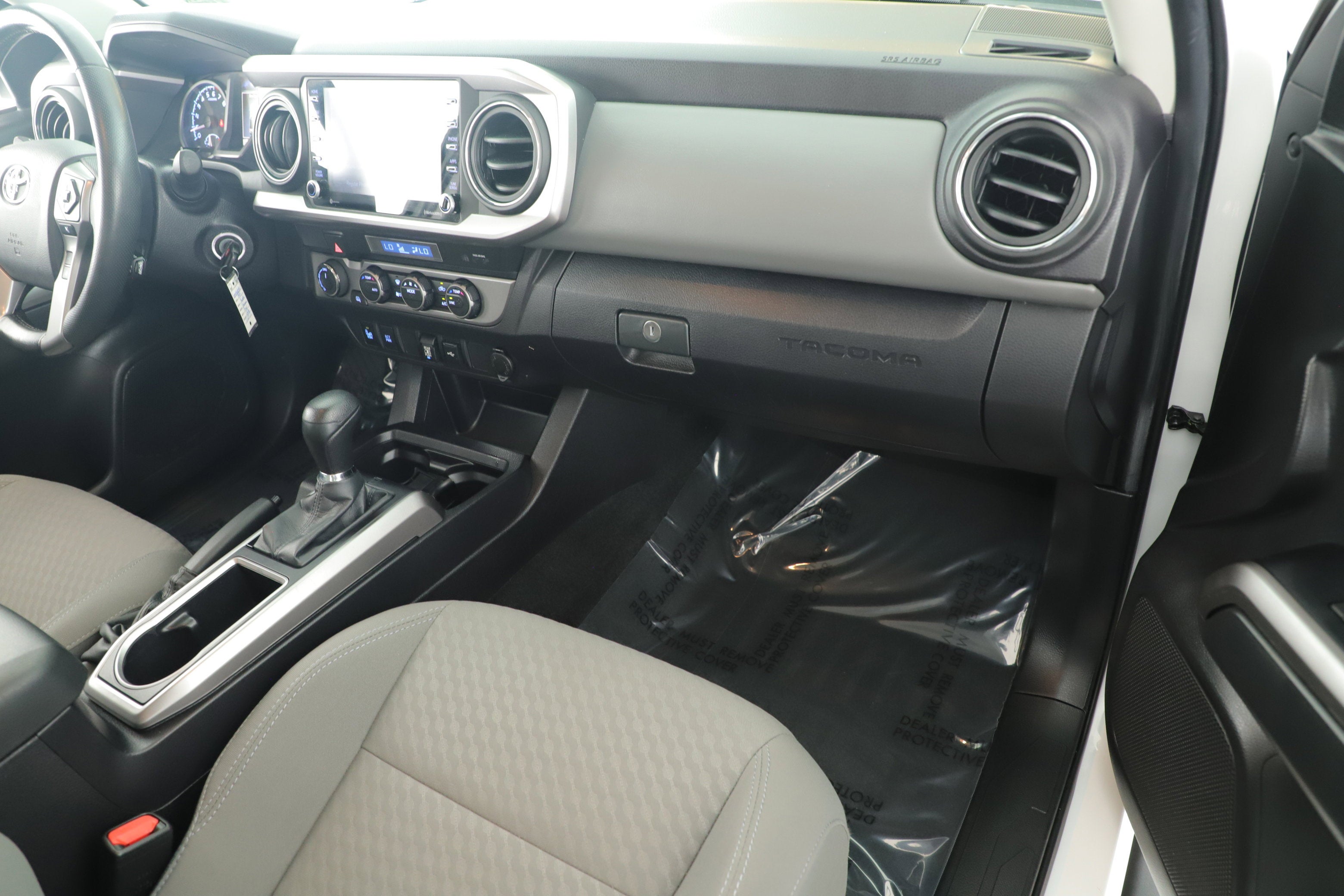 2022 Toyota Tacoma 4WD SR5