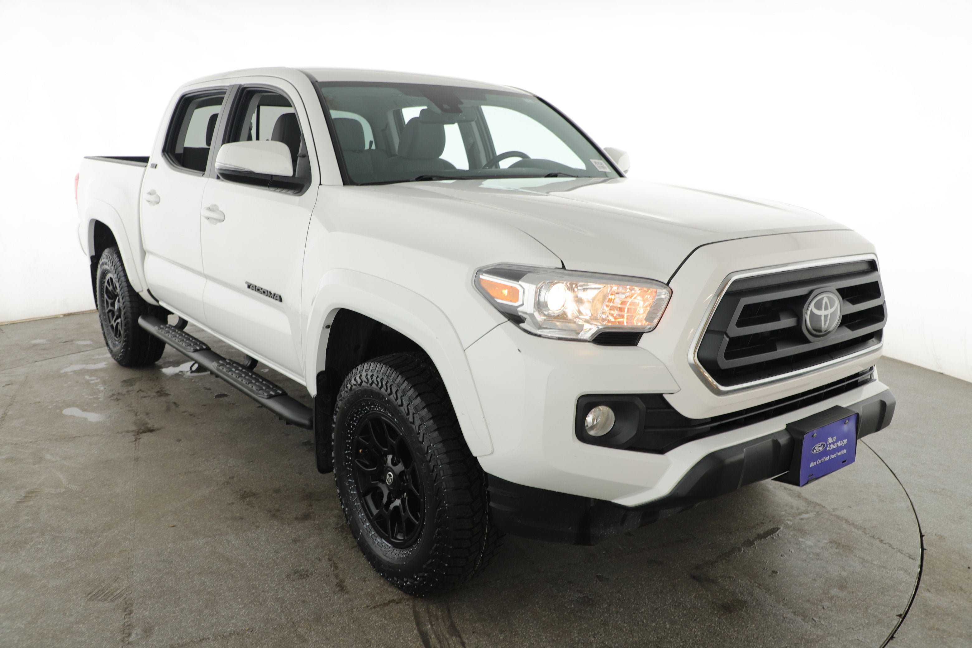 2022 Toyota Tacoma 4WD SR5