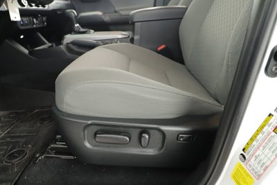 2022 Toyota Tacoma 4WD SR5