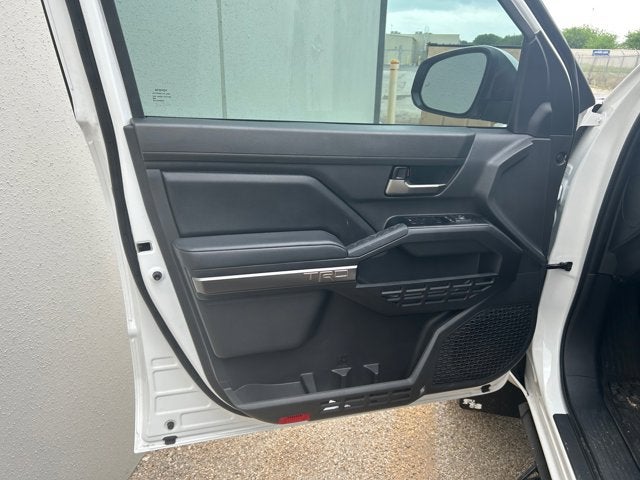 2025 Toyota Tacoma 4WD SR5