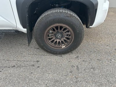 2025 Toyota Tacoma 4WD SR5