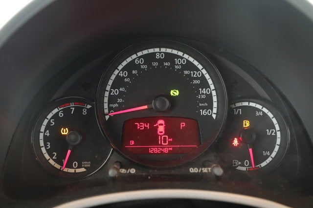 2013 Volkswagen Beetle Convertible 2.5L