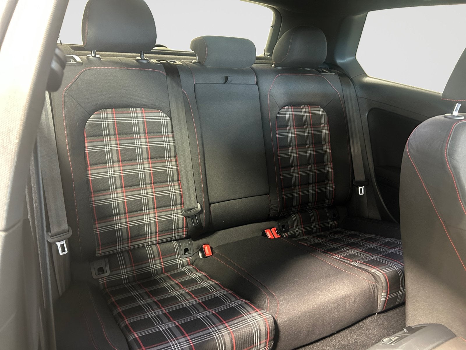 2015 Volkswagen Golf GTI Base