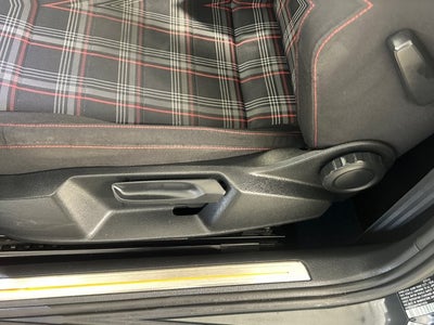 2015 Volkswagen Golf GTI Base