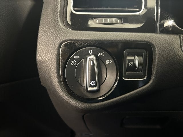 2015 Volkswagen Golf GTI Base