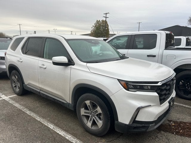 2023 Honda Pilot EX-L 8 Passenger