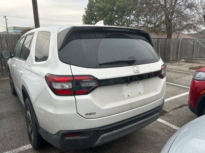 2023 Honda Pilot EX-L 8 Passenger