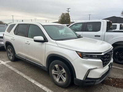 2023 Honda Pilot EX-L 8 Passenger