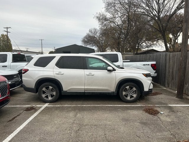 2023 Honda Pilot EX-L 8 Passenger