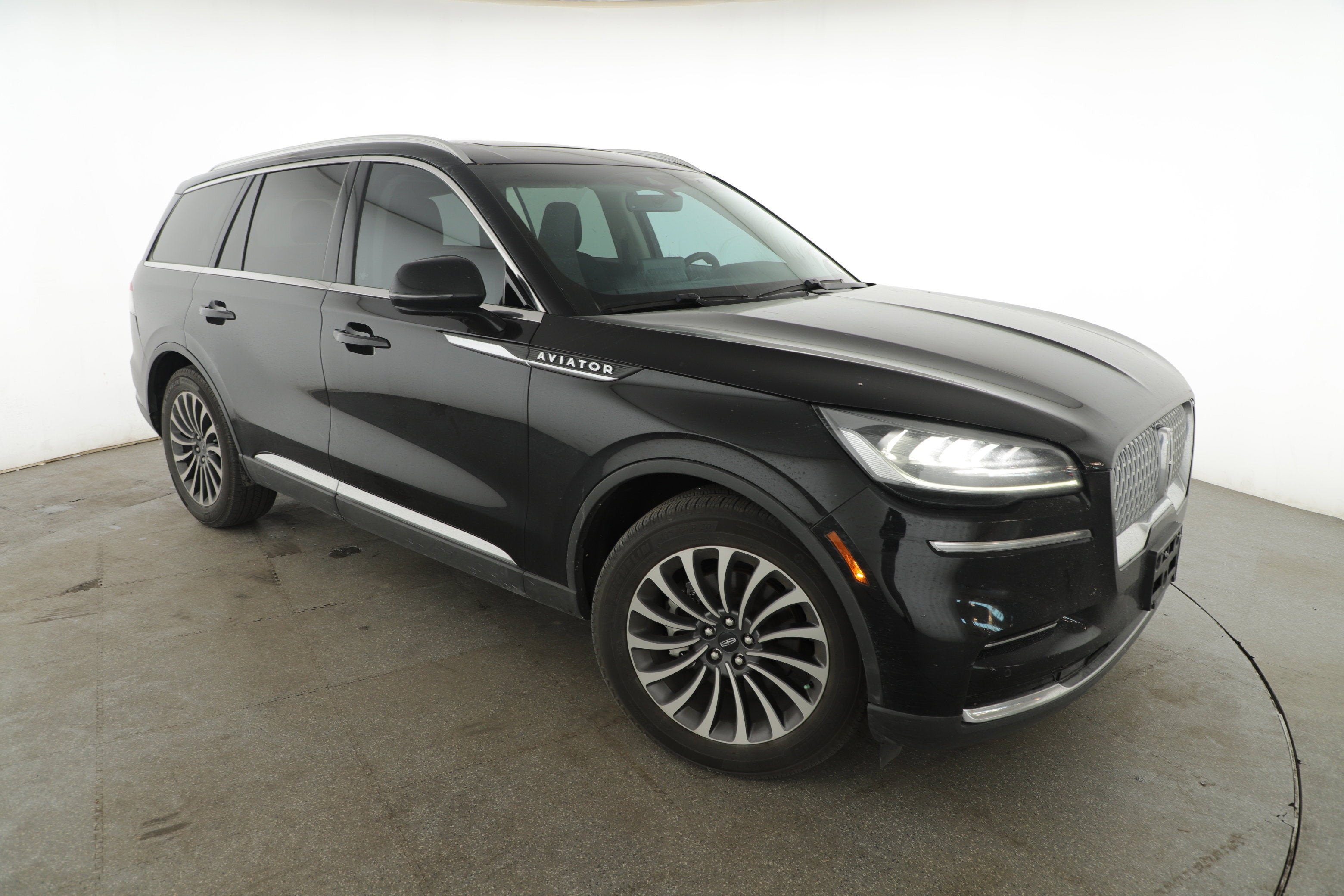 2023 Lincoln Aviator Standard
