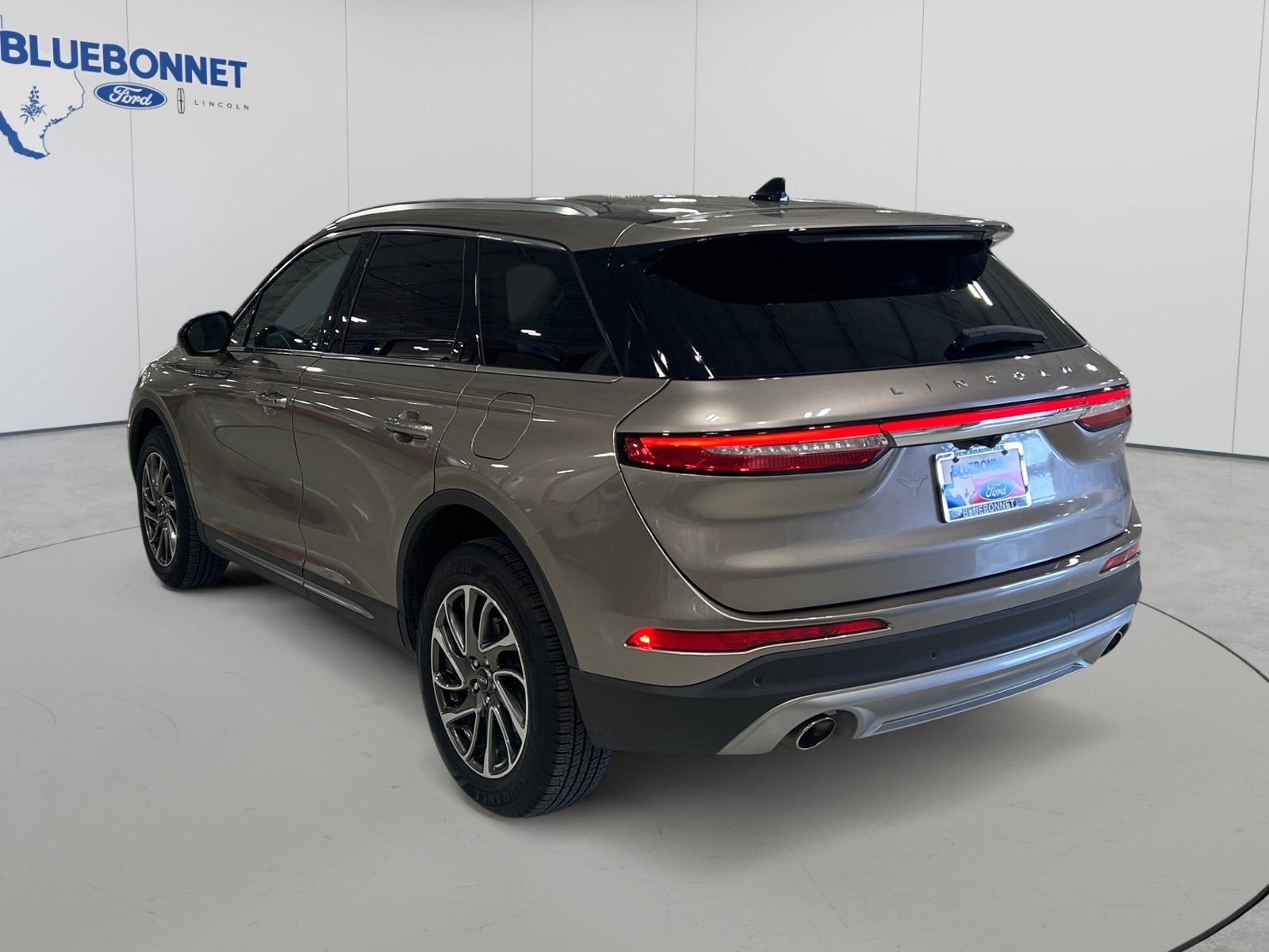 2020 Lincoln Corsair Standard