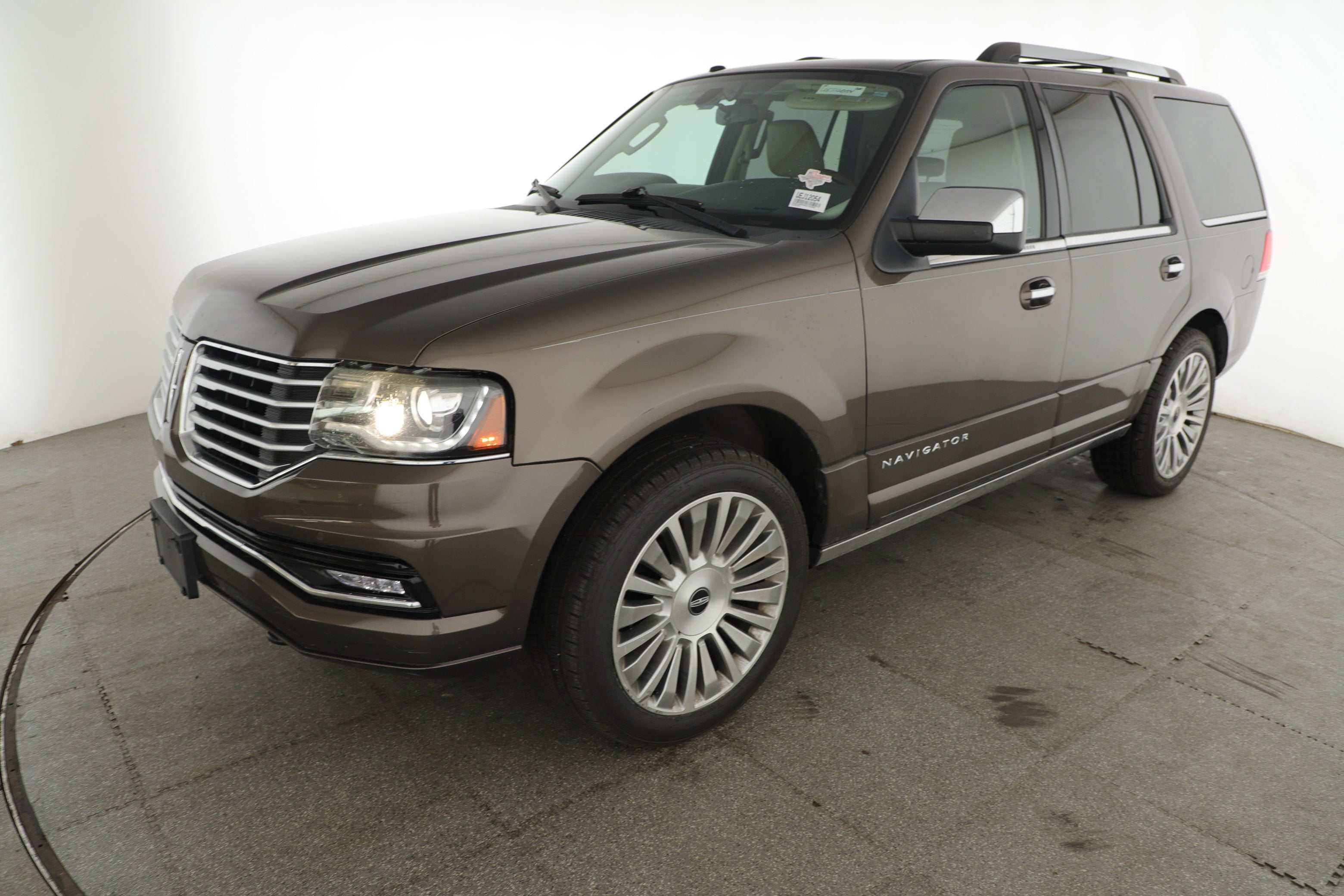 2015 Lincoln Navigator Base