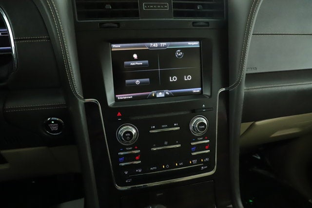 2015 Lincoln Navigator Base