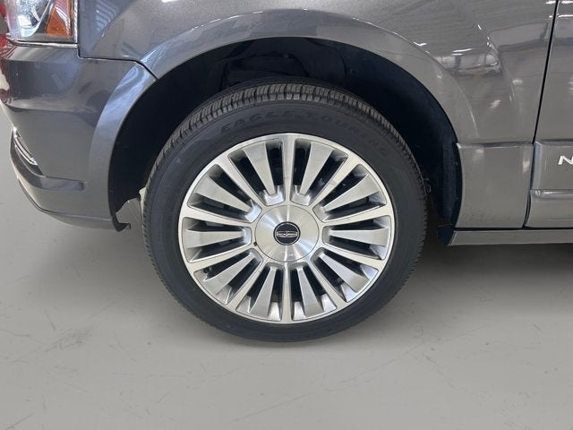 2017 Lincoln Navigator Select
