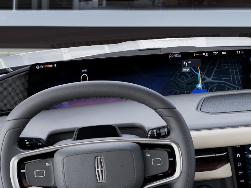 2027 Lincoln Navigator Premiere