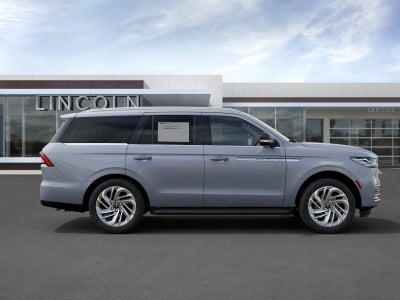2027 Lincoln Navigator Premiere
