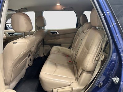 2017 Nissan Pathfinder SL