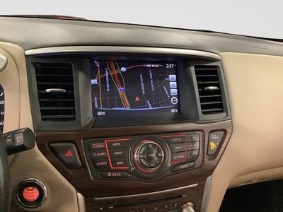 2017 Nissan Pathfinder Platinum