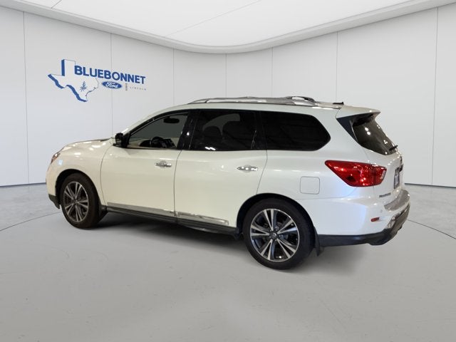2017 Nissan Pathfinder Platinum