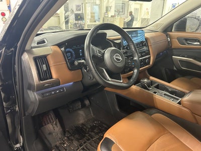 2024 Nissan Pathfinder Platinum