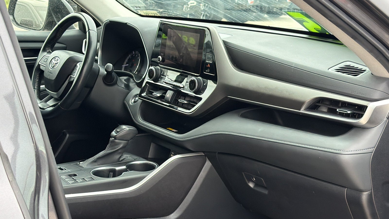 2023 Toyota Highlander XL