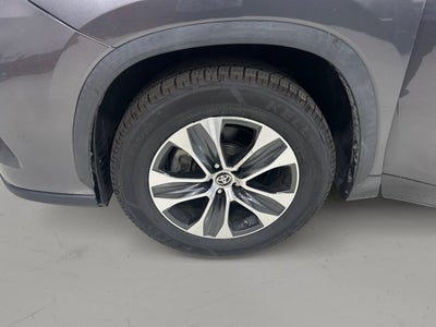 2023 Toyota Highlander XL