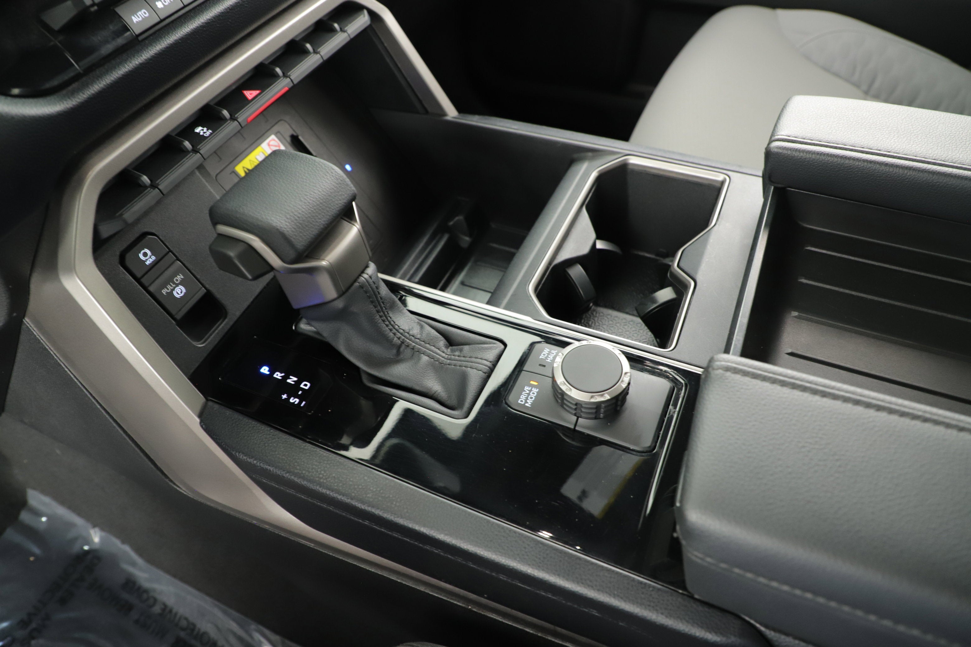 2025 Toyota Tundra 2WD SR5