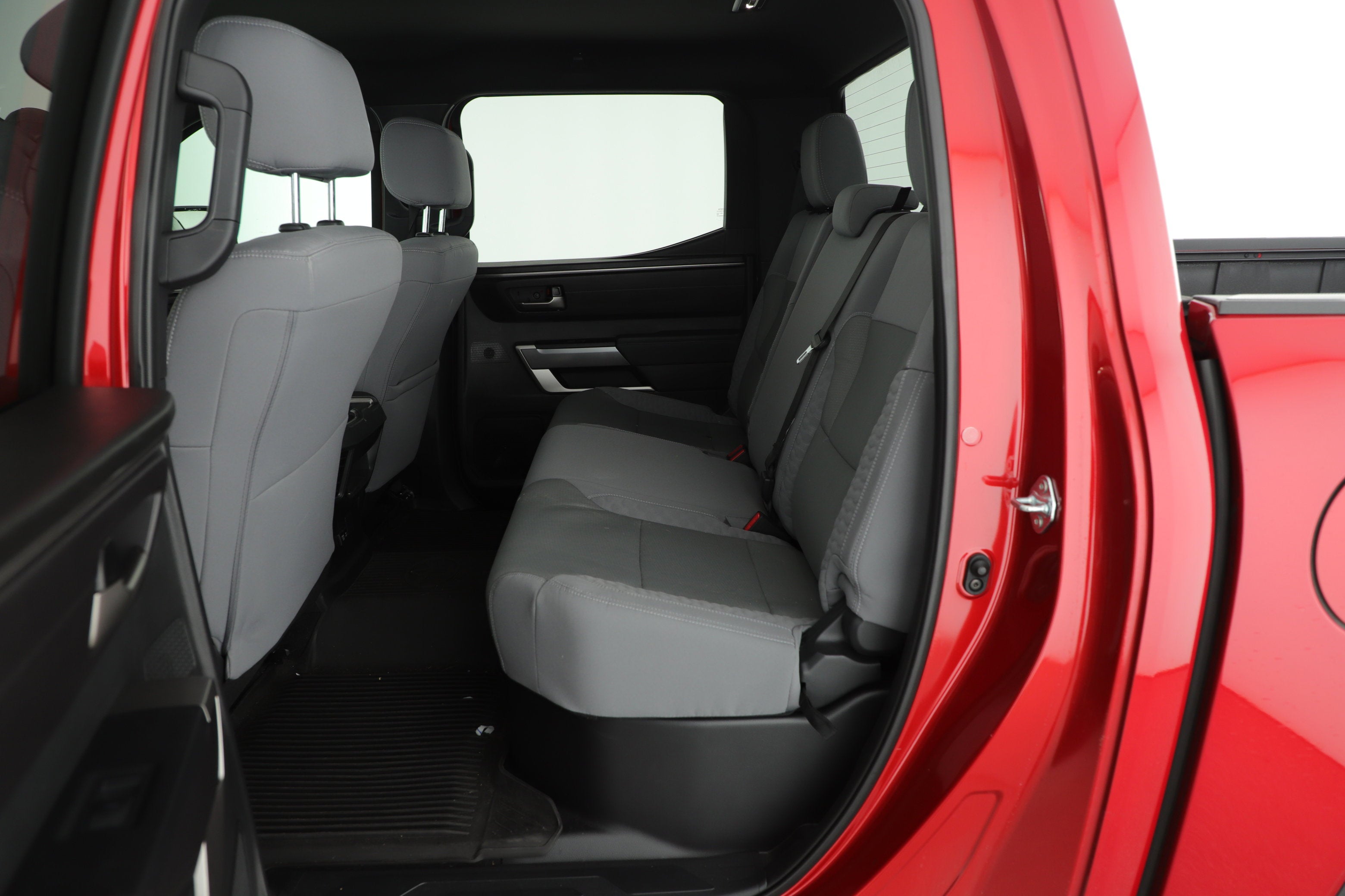 2025 Toyota Tundra 2WD SR5