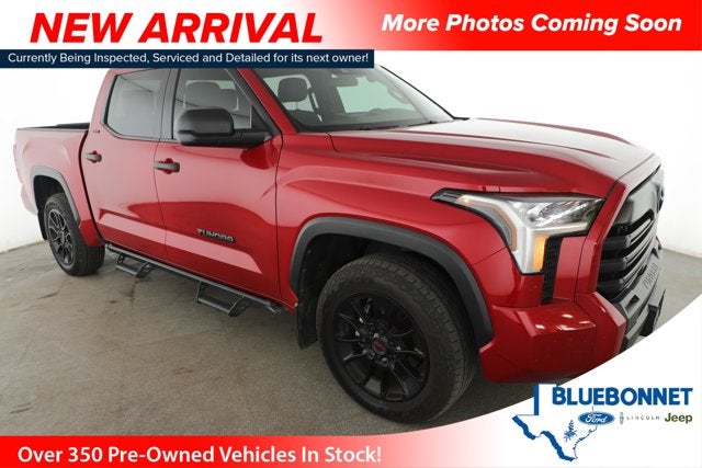 2025 Toyota Tundra 2WD SR5