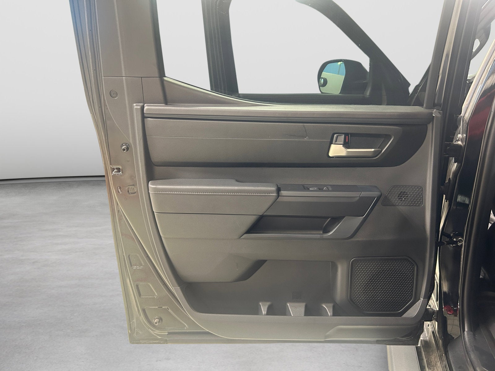 2025 Toyota Tundra 2WD SR5
