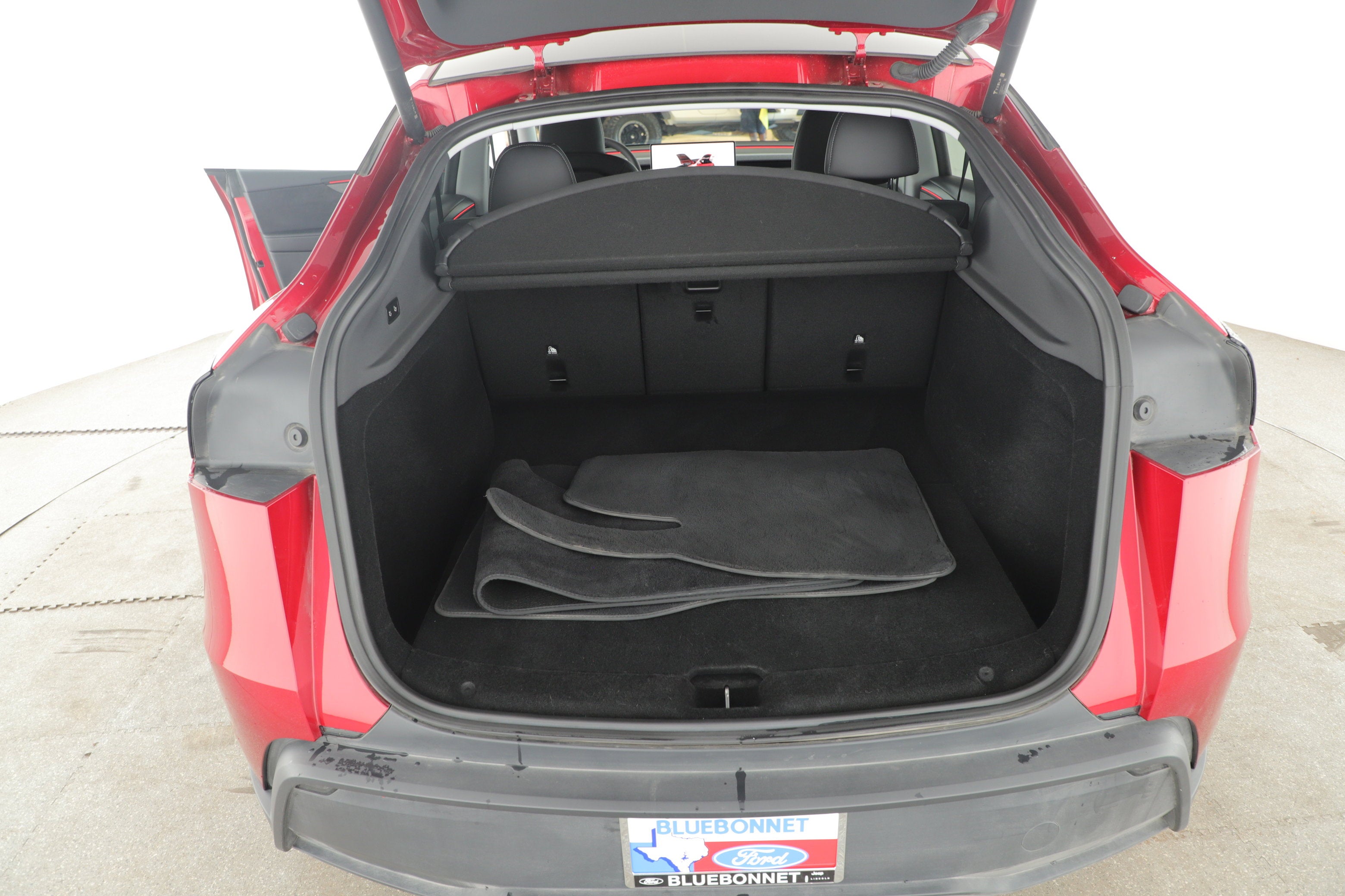 2026 Tesla Model Y PREMIUM