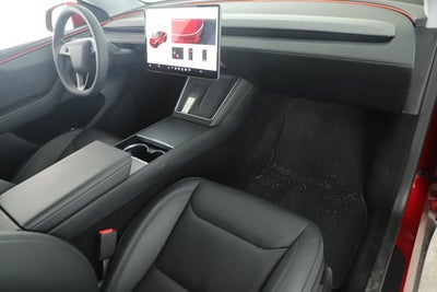 2026 Tesla Model Y PREMIUM