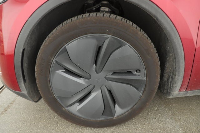 2026 Tesla Model Y PREMIUM