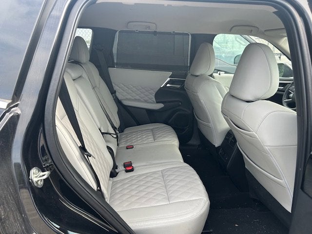 2024 Mitsubishi Outlander SEL