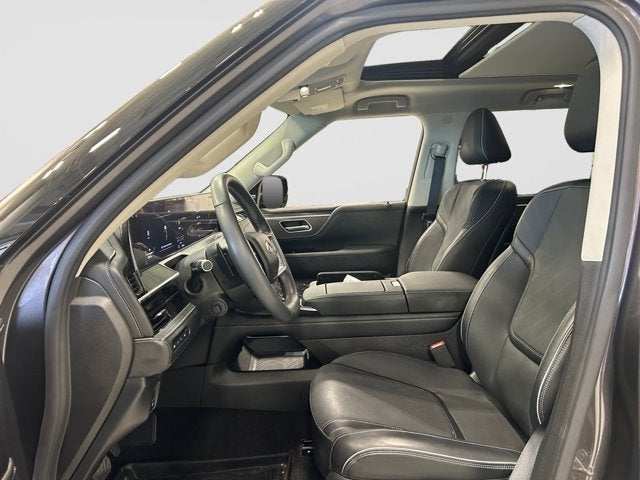 2026 INFINITI QX80 LUXE