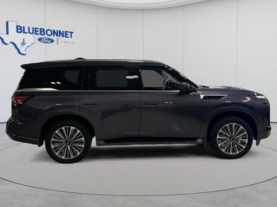 2026 INFINITI QX80 LUXE