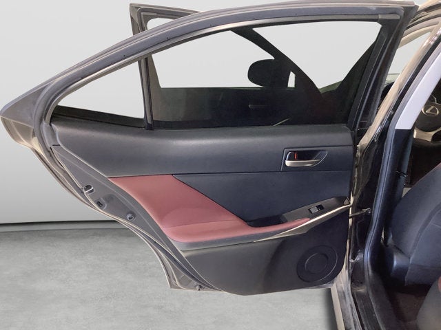 2019 Lexus IS Base