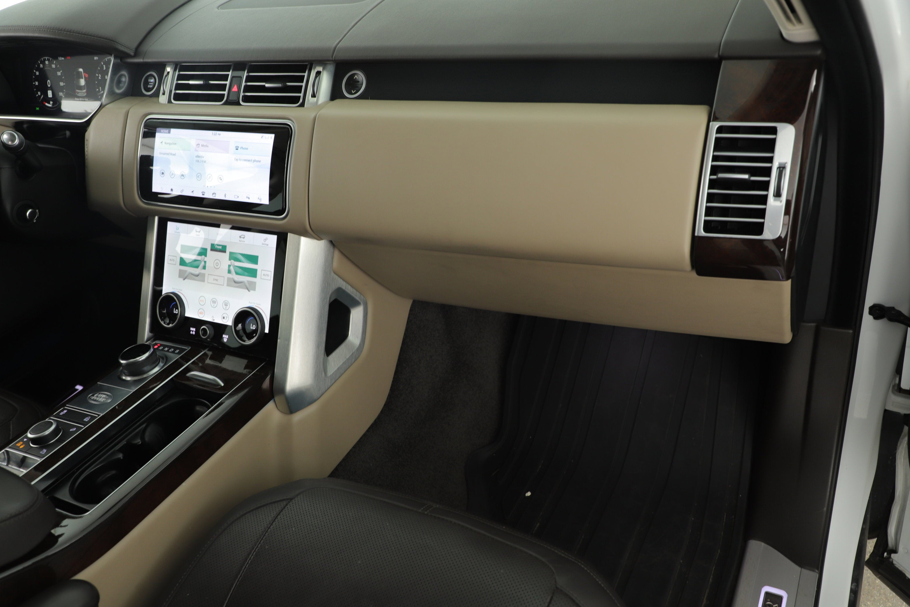 2020 Land Rover Range Rover Base
