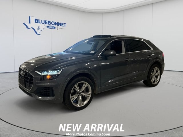 2022 Audi Q8 Premium Plus