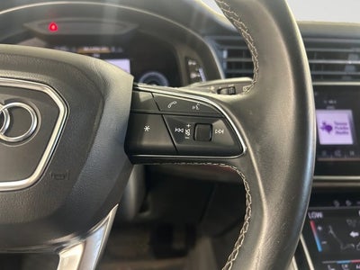 2022 Audi Q8 Premium Plus