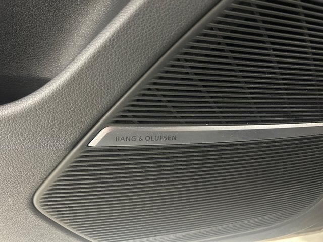 2022 Audi Q8 Premium Plus