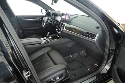 2023 BMW 5 Series 530i