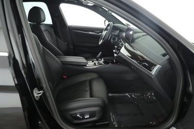 2023 BMW 5 Series 530i