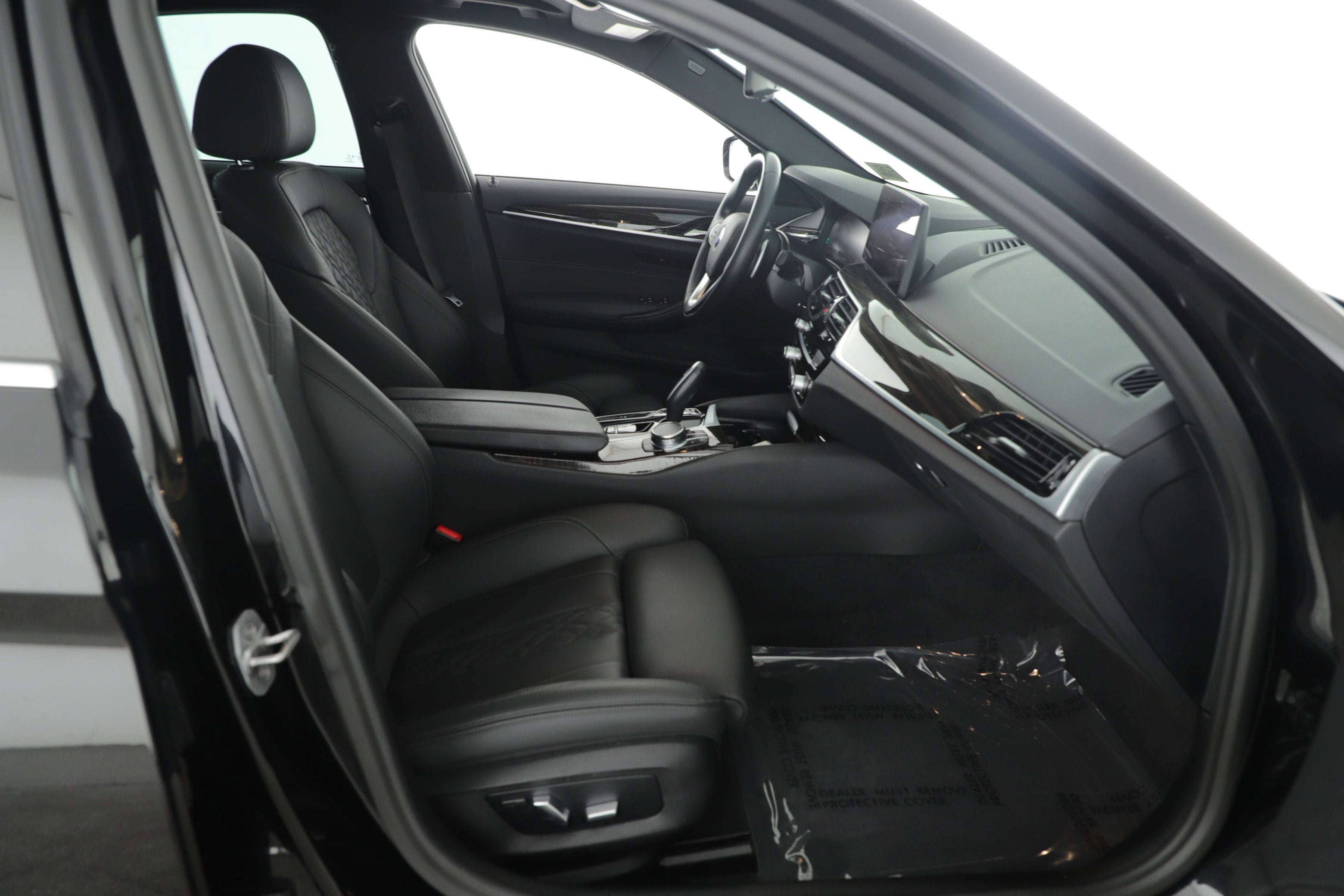 2023 BMW 5 Series 530i