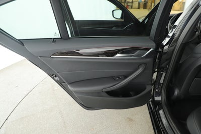 2023 BMW 5 Series 530i