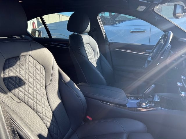 2023 BMW 5 Series 530i