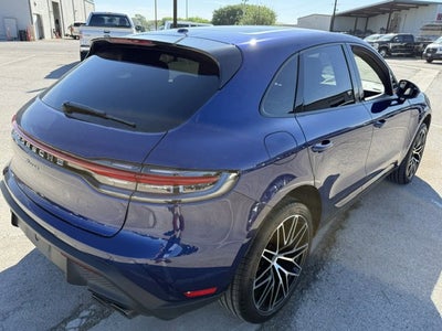 2025 Porsche Macan Base